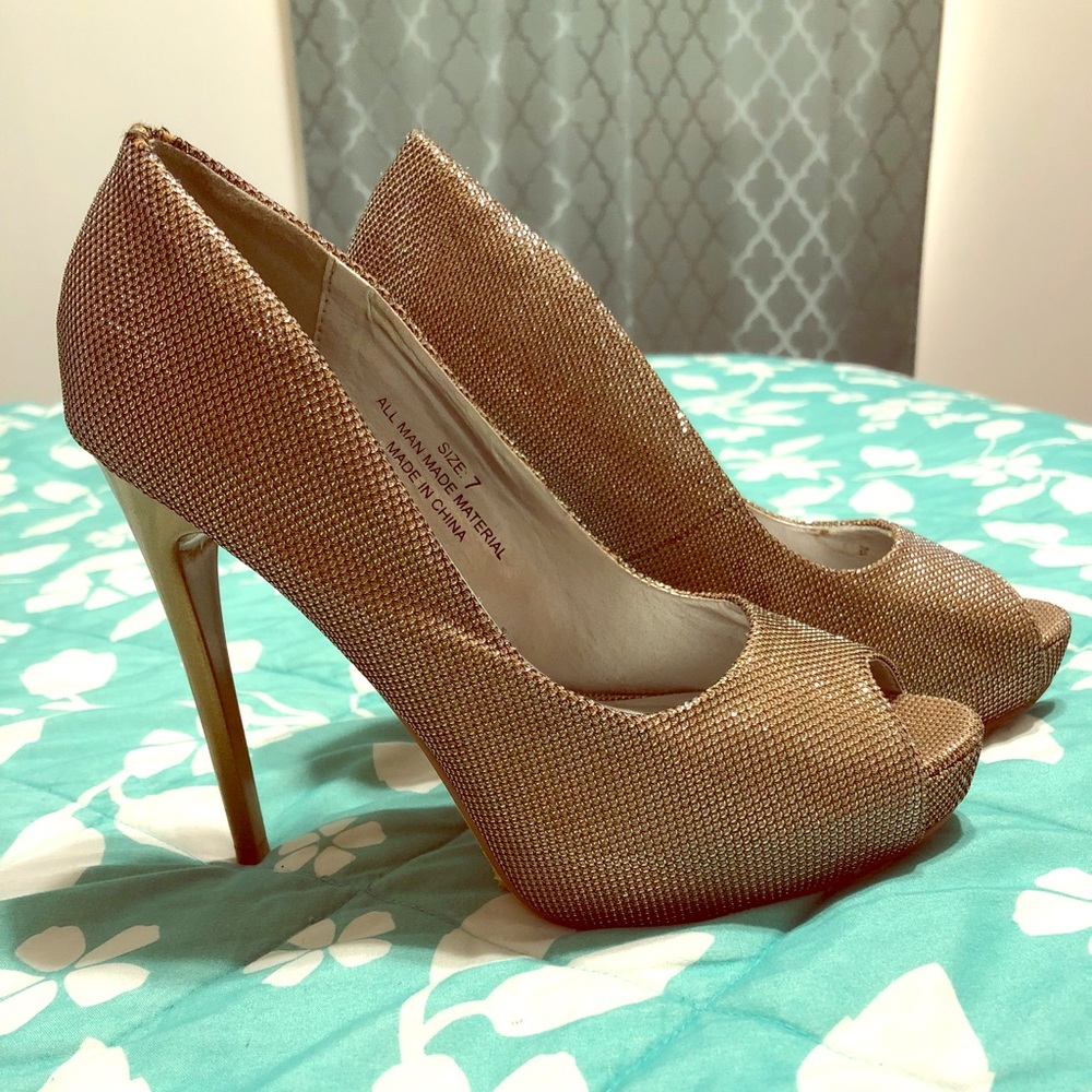 Size 7 Heals